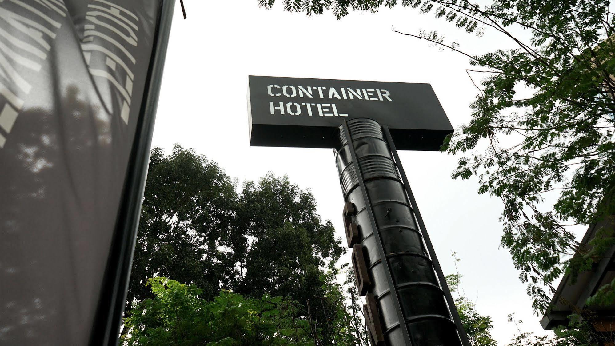 Container Hotel Kuala Lumpur Esterno foto